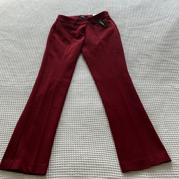 Express columnist pant. Deep red. Size 00S. NWT. - Picture 1 of 5